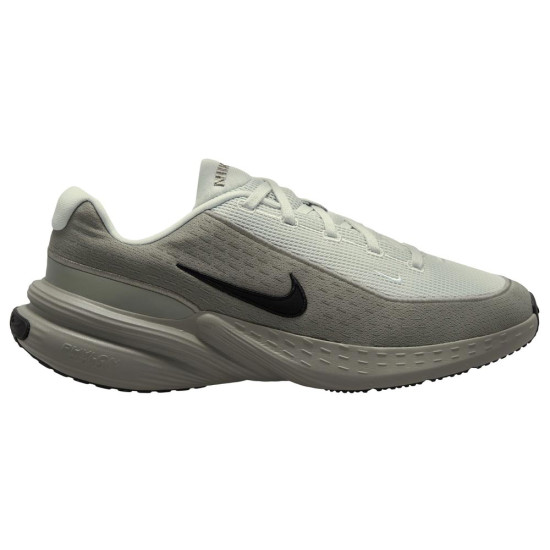 Nike Uplift SC